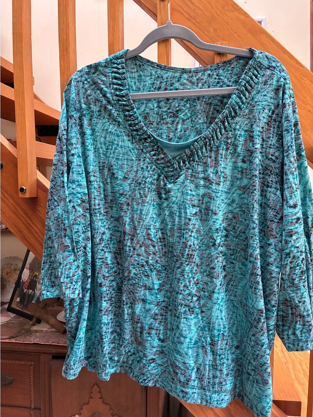 Women’s Teal Patterned V-Neck Top 2X